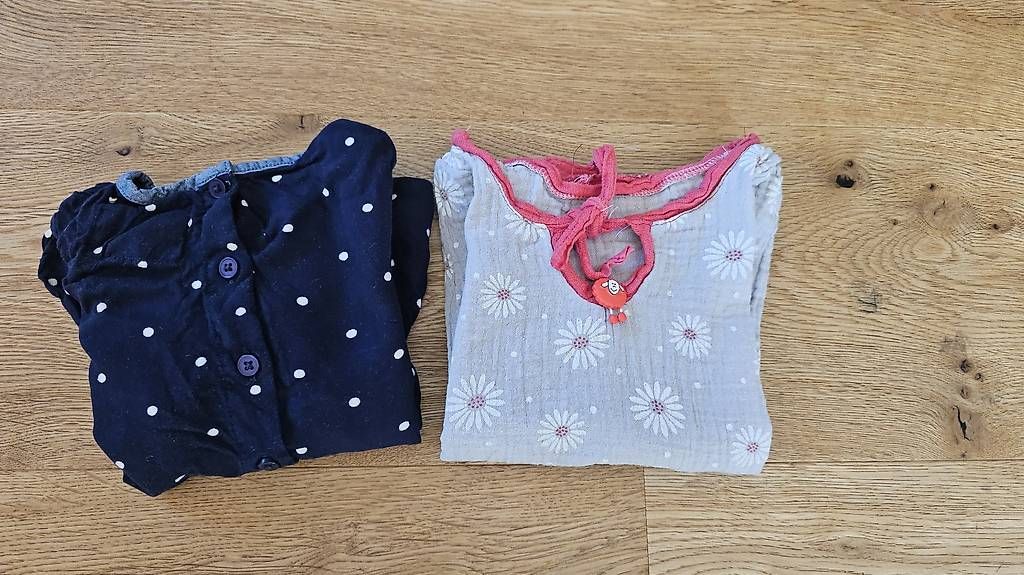Camicette, T-shirt & Top: Blusen Grösse 80 – Usato da Elgg venduto da soleo509