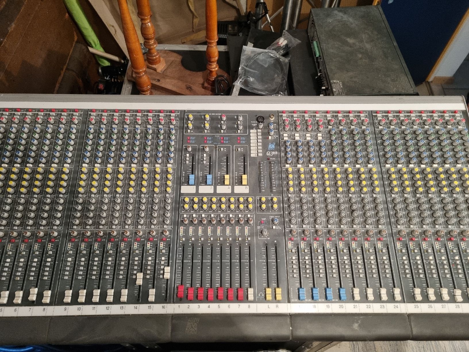 Allen & Heath Console di mixaggio: Allen & Heath GL3000 Console de mixage – Usato da Treyvaux venduto da gro_79xt 1