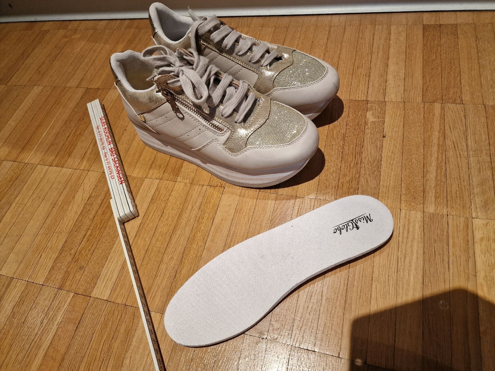 Scarpe da donna: Damen Sneaker Plateau Gr. 39 – Usato da Laufenburg venduto da may_r2st 3