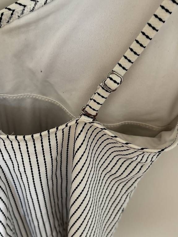 H&M Badekleider & Bikinis: gestreiftes Badekleid weiss / blau, Gr. 36 / S – Gebraucht aus Bern von saeruhb 3