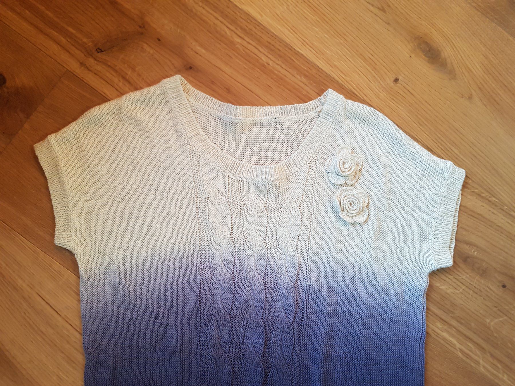 T-Shirts: Damen Strick T-Shirt Bluse Kurzarm Grösse ca. 38 – Gebraucht aus Walterswil BE von Lonitti 2
