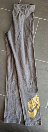 NIKE Sport Leggings Gr. 152 / 158