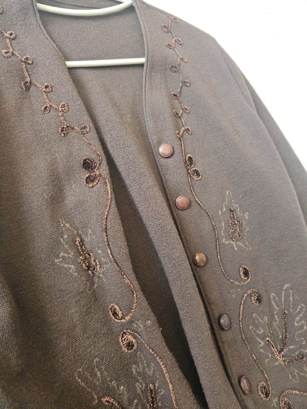 Gilet & Giacche senza maniche: Cardigan marron brodé taille M/L – Usato da Sornetan venduto da T.a333 2