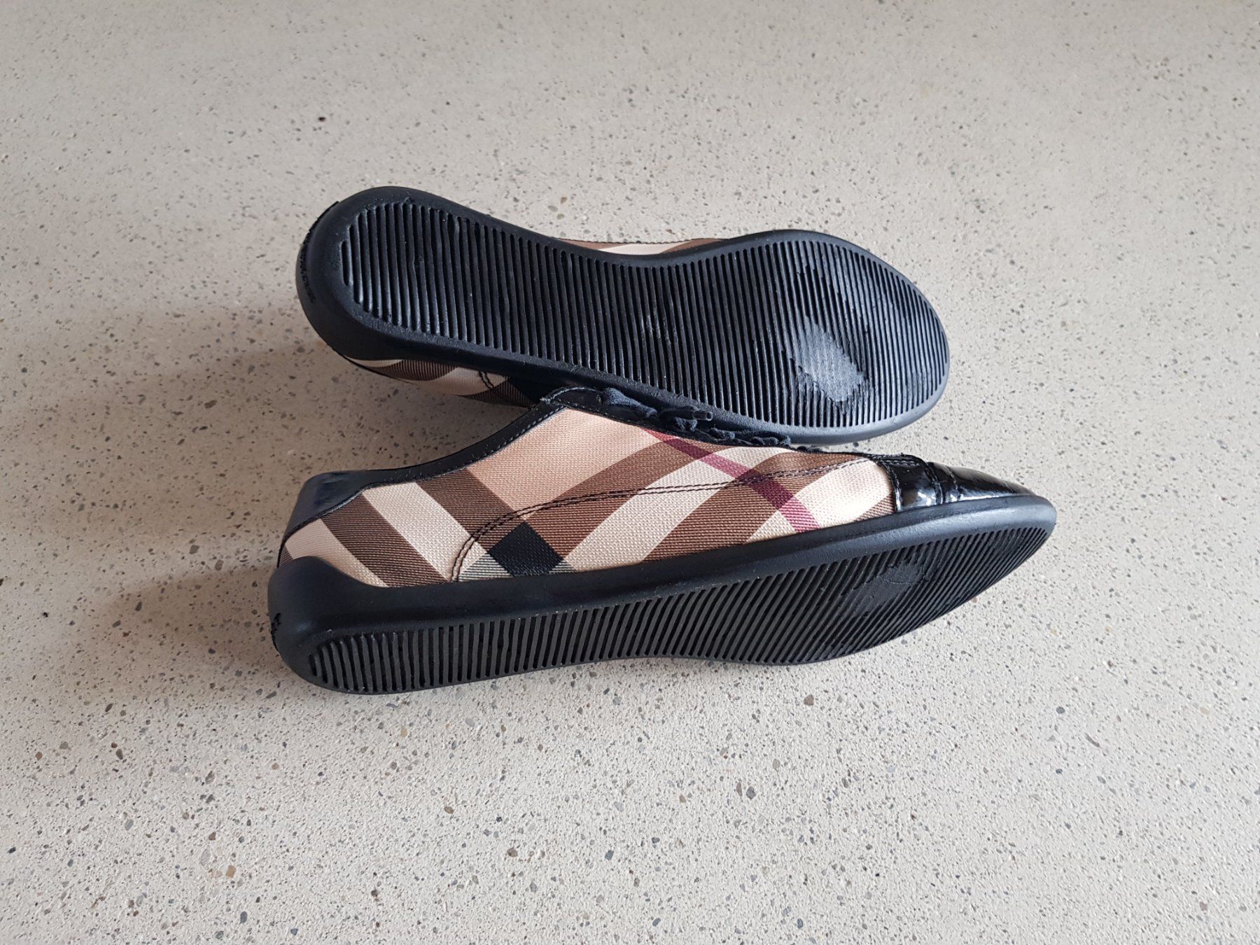 Burberry Damenschuhe: Original Burberry Damen-Sneaker Grösse 40 – Gebraucht aus Basel von chien008 6