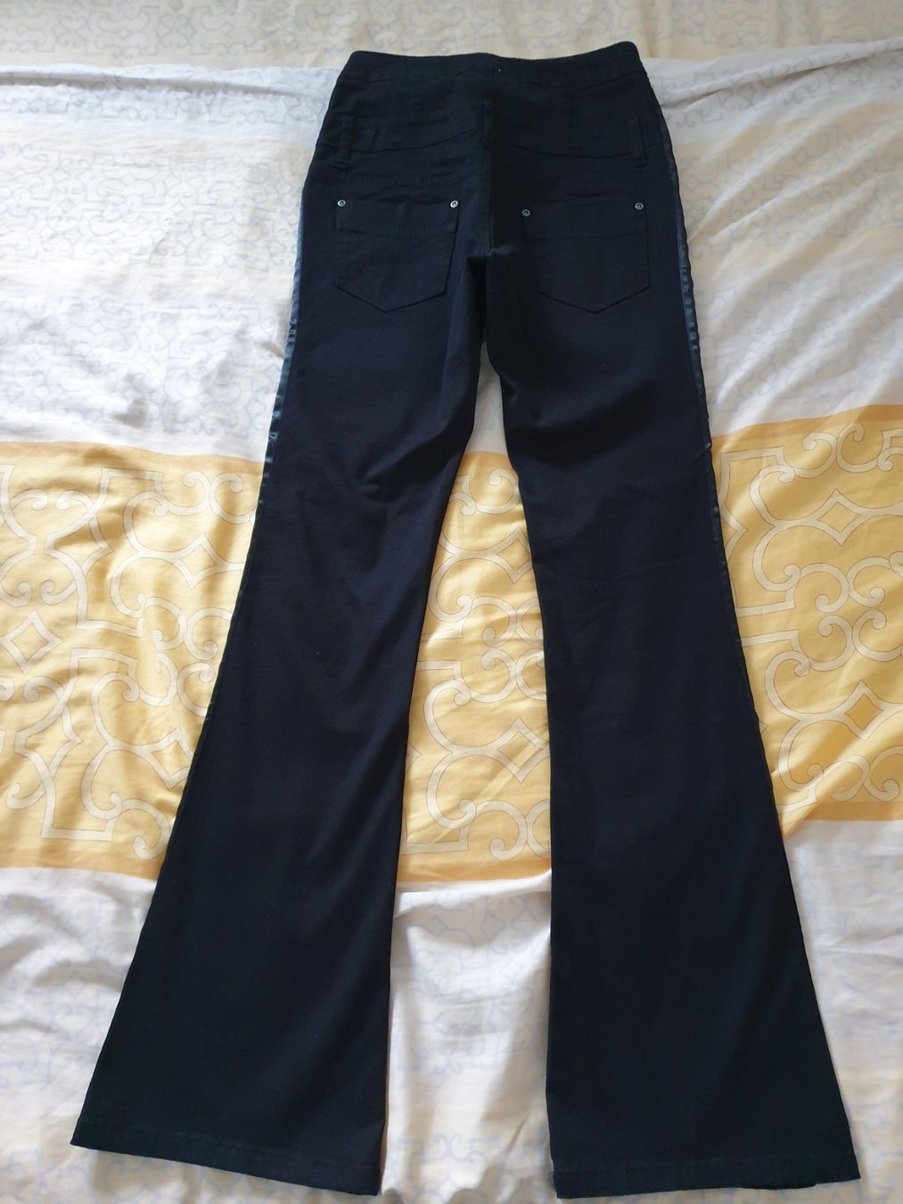 Pantaloni: Schlaghose Damen Gr. 34 – Nuovo (secondo la descrizione) da Emmetten venduto da Hornberger 3