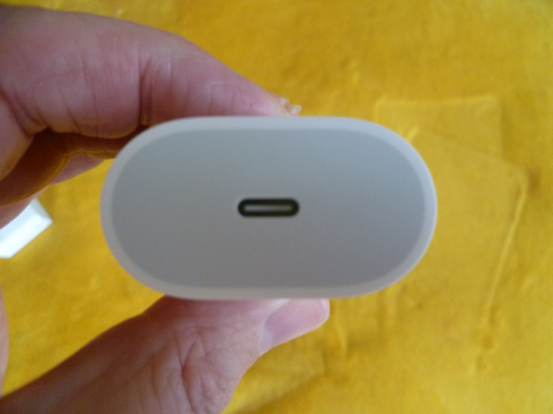 Apple Caricabatterie: APPLE HANDY LADEGERÄT – Nuovo (secondo la descrizione) da Safenwil venduto da universum78 1