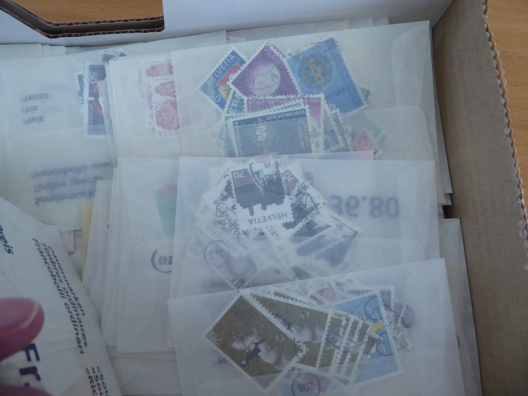 Tutti i francobolli: INTERESSANTER POSTEN BRIEFMARKEN SCHWEIZ – Usato da Rothrist venduto da swisstools 4