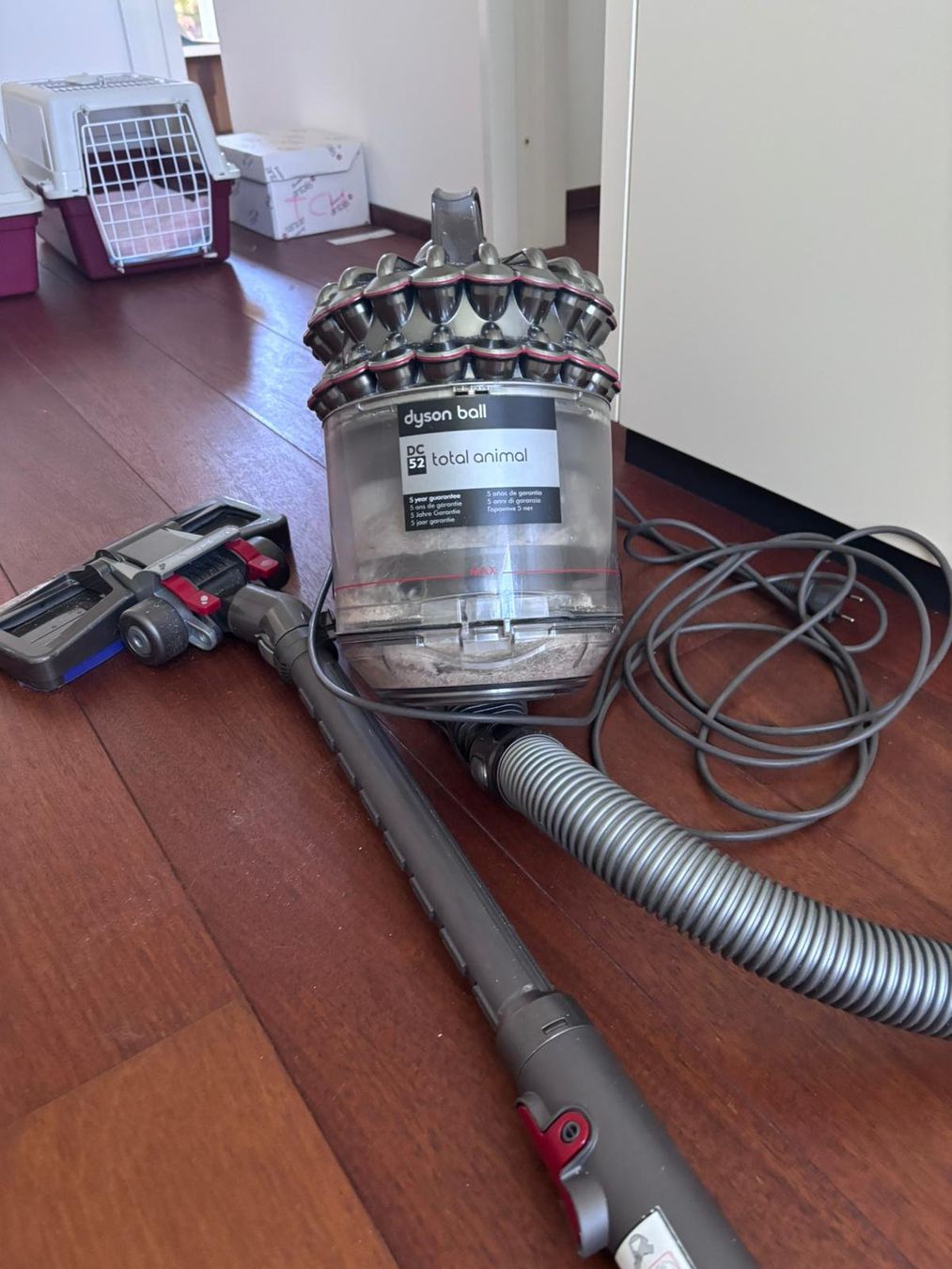 Staubsauger & Zubehör: Dyson Staubsauger - Total Animal DC52 – Gebraucht aus Zug von BlumundPartner