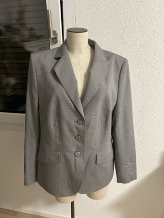 Blazer Basler grau neuwertig