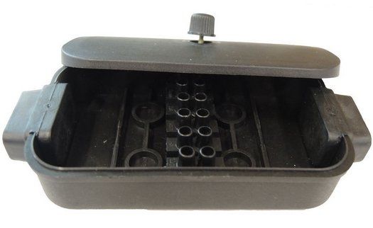 Stromzufuhr: Verteilerdose 6-pol mit Schraubanschluss – Neu und originalverpackt aus Suhr von bertone64