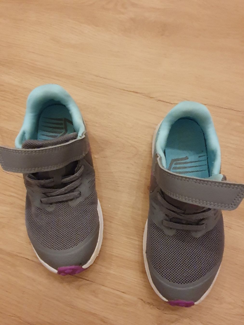 Nike Scarpe per ragazze: Nike Sneaker, Gr. 28 – Usato da Heinrichswil venduto da frankie19860 2