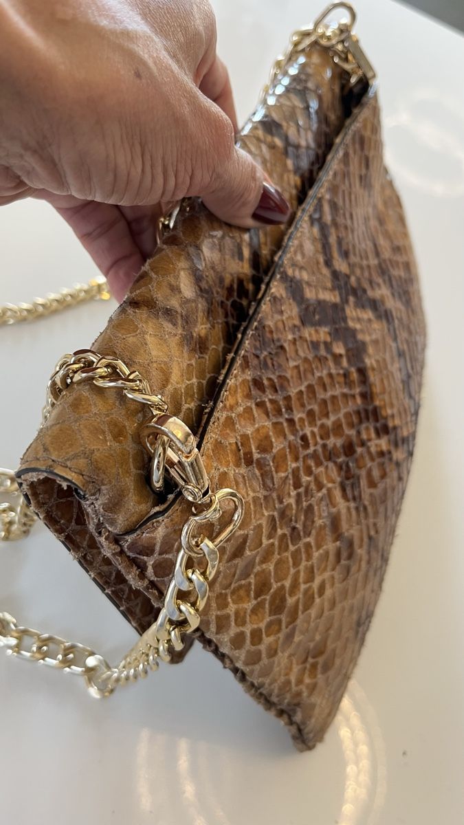 Michael Kors Borse da donna: Michael Kors Brown and Gold Shoulder. – Usato da Glattpark(Opfikon) venduto da Sbitizi 3
