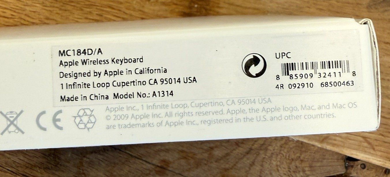 Tastiere: Apple Wireless Keyboard A1314 + Magic Mouse A1296, DE, OVP – Usato da Zetzwil venduto da gent1974 8
