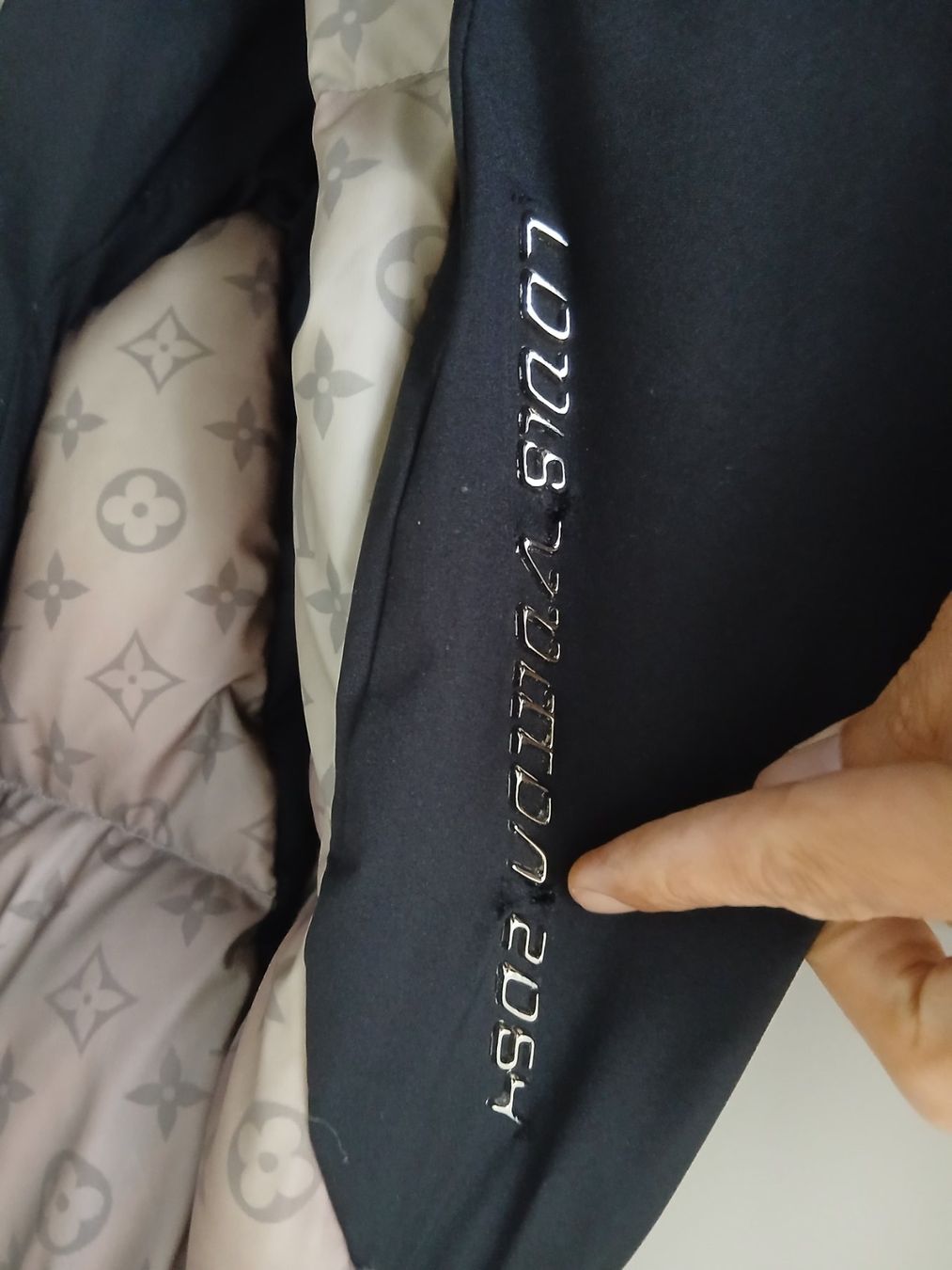 Jacken: Veste taille XL LV – Gebraucht aus Genève von GenevaArtsCollectors 2
