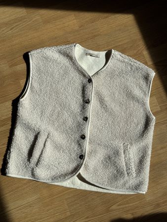 Italian fleece vest, cream, size M
