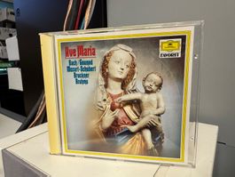 Bach, Gounod, Mozart, Schubert, Brahms - Ave Maria - SRA05C