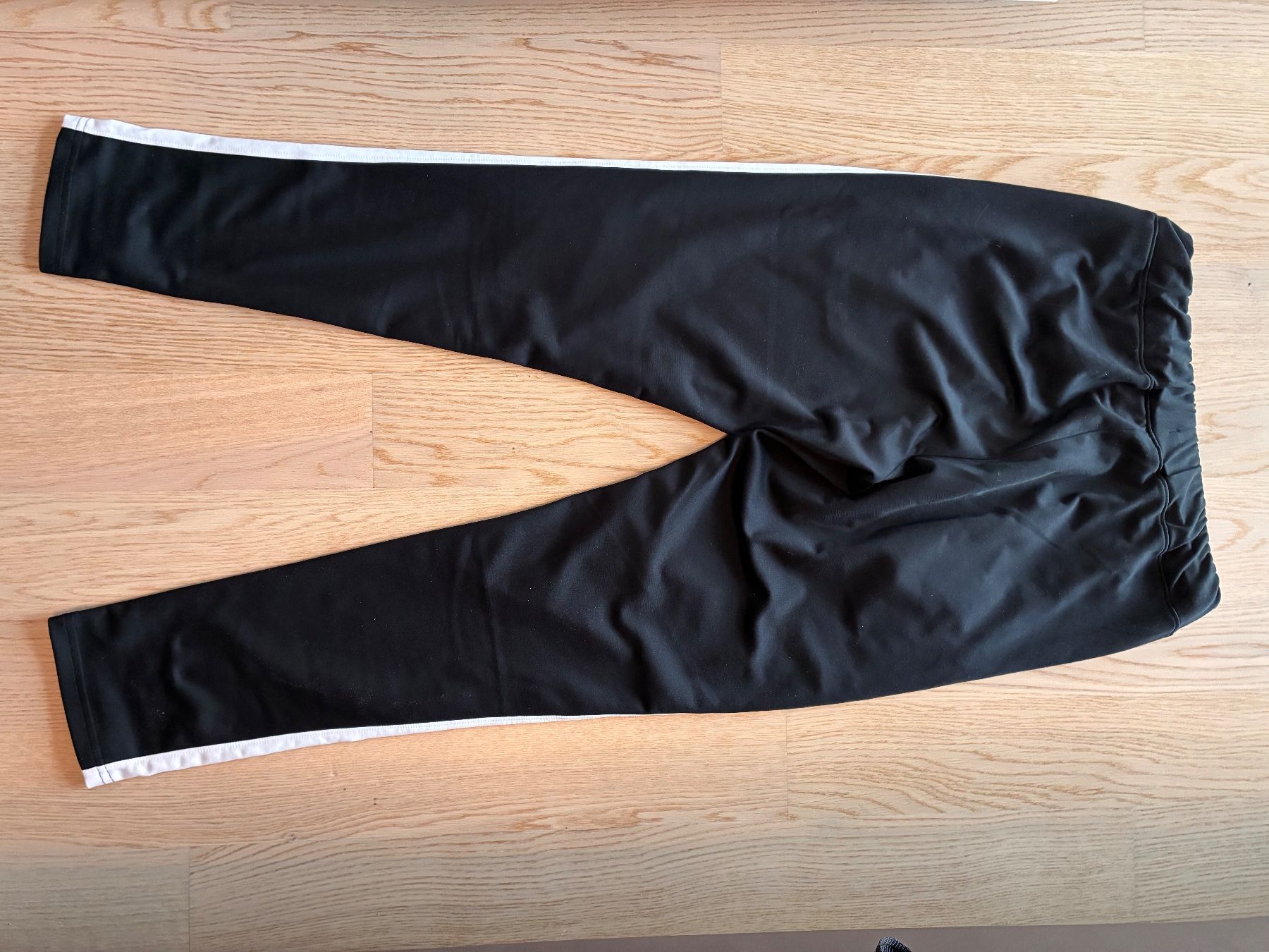 Tute: Tuta Under Armour – Usato da Fribourg venduto da np_1993 3