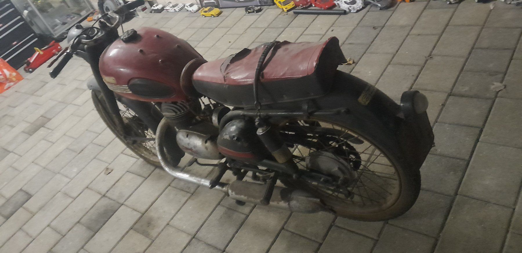 Strasse: Moto Parilla 150 1955 – Gebraucht aus Courgenay von  4