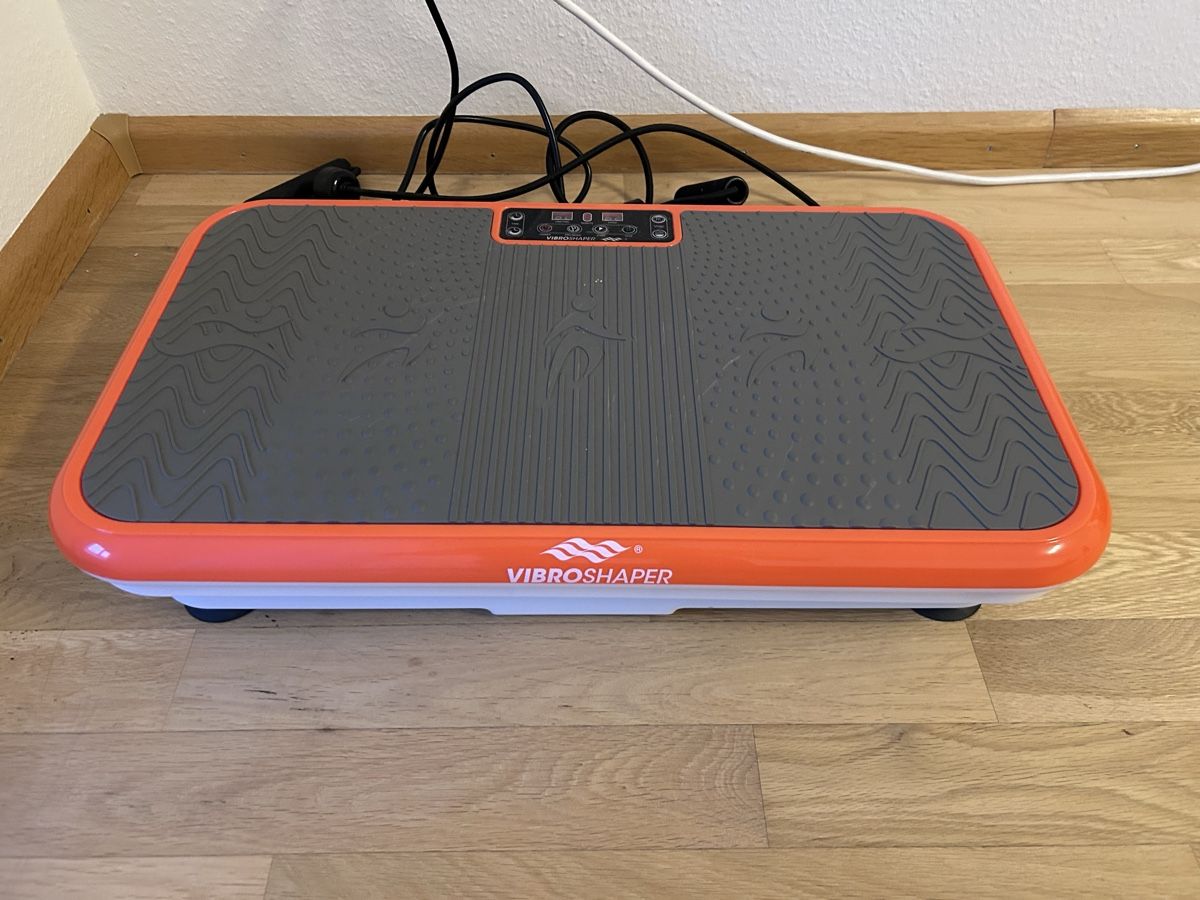 Oyajia Vibrationsplatte – 120 Stufen, 4 Programme, 200 W Motor, 4D-Vibration, Inkl. Fernbedienung, Für Fettverbrennung & Muskelaufbau