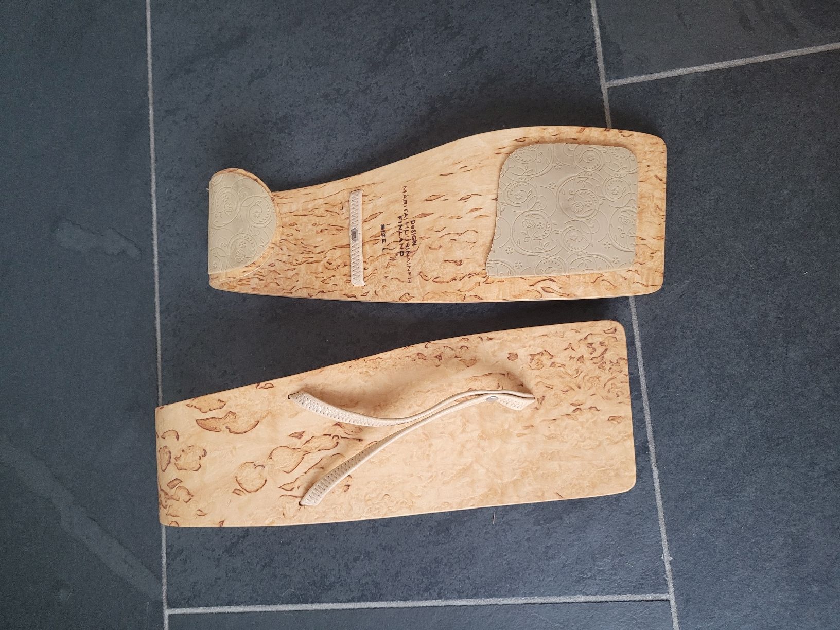 Chaussures femmes: Design Flipflop aus Holz – Neuf (Voir description) à Studen BE par claudia.82 2