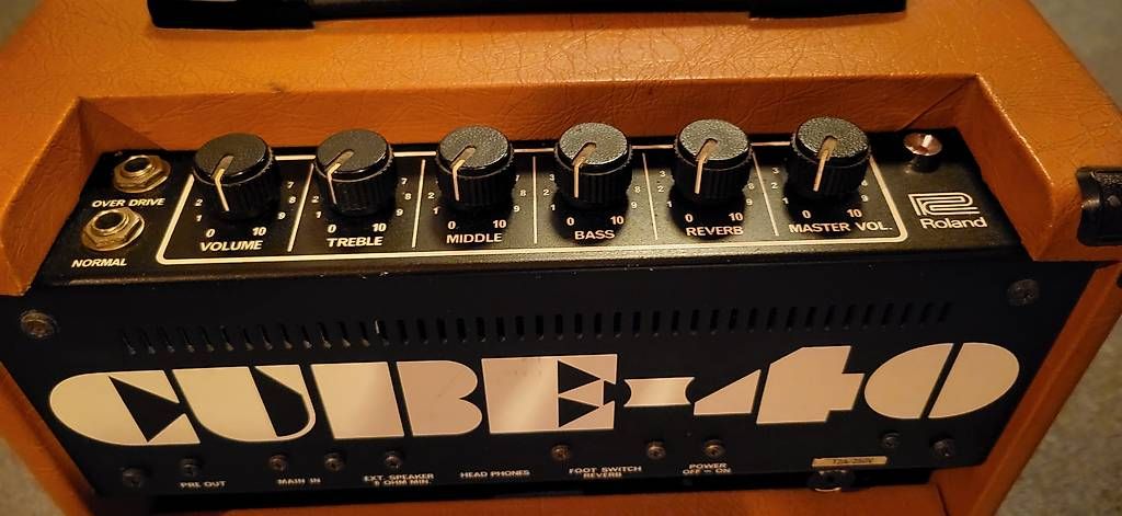 Amplificateurs: Roland Cube 40 – D'occasion à Neuchâtel par zikch 1