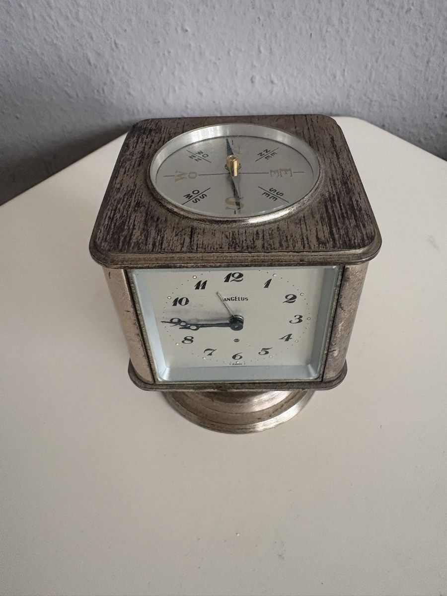 Angelus Orologi da terra & Orologi da parete: Horloge de table Angélus à 5 faces – Usato da petit lancy venduto da FerreiraLuis