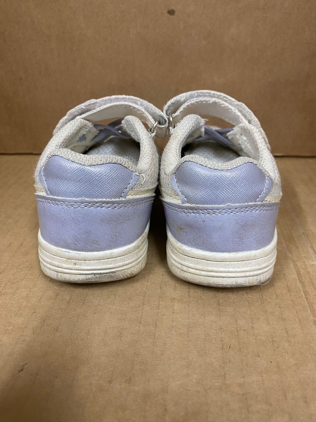 Scarpe per ragazze: Turnschuhe  Grösse 27 – Usato da Eschlikon TG venduto da RamonaSt 3
