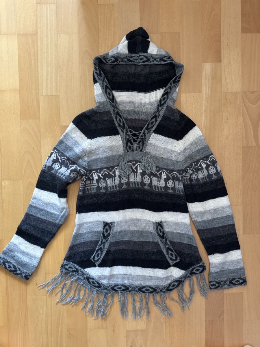 Pulls & Sweat-shirts: Warmer Alpaka Pullover, ca. Grösse S/M – D'occasion à Schwerzenbach par savuty
