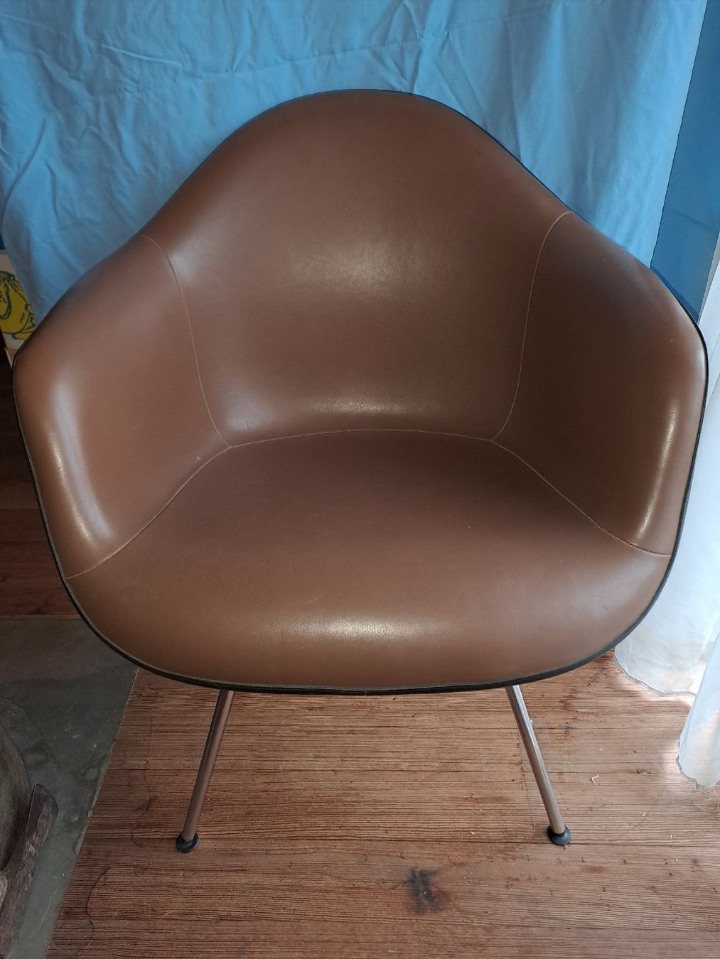 Eames Sessel: Eames Armchair Polyester – Gebraucht aus Gebenstorf von suroh