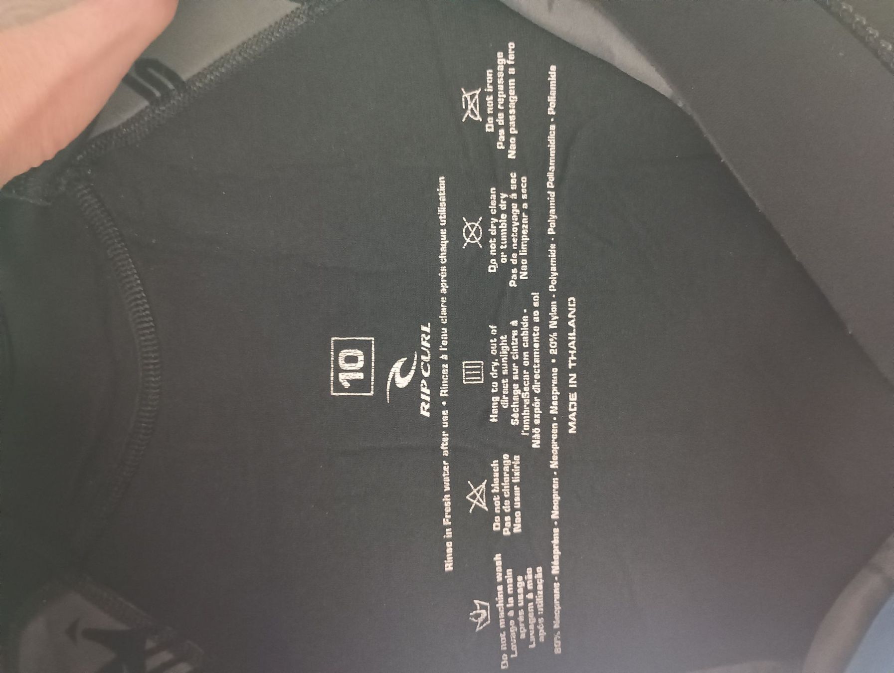 Rip Curl Mute per immersioni: Rip Curl Wetsuit Size 10 - Perfect for Spring Surfing! – Usato da Dietikon venduto da isa_pz9m