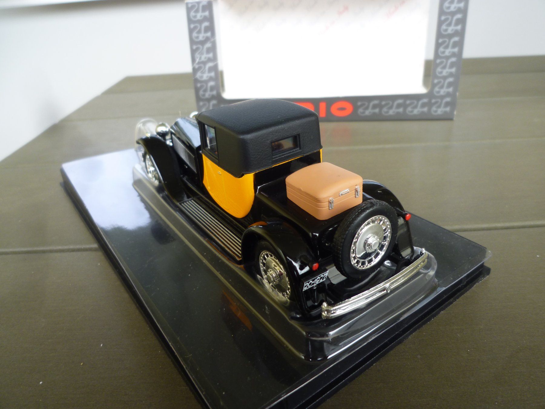 Bugatti Modellini d'auto: Bugatti Royale Coupè Napoleon (1929) – Nuovo e nell'imballaggio originale da Flawil venduto da Imperiosud 4