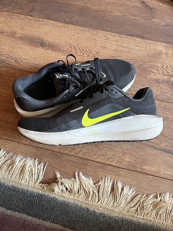 Herrenschuhe: Nike Downshifter 13 / Gr. 44 – Gebraucht aus Zürich von rafa014 2