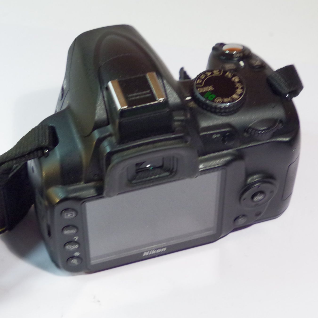 Nikon Kamera: Nikon D3000 Spiegelreflexkamera digital – Gebraucht aus Erlinsbach von Yanny 4