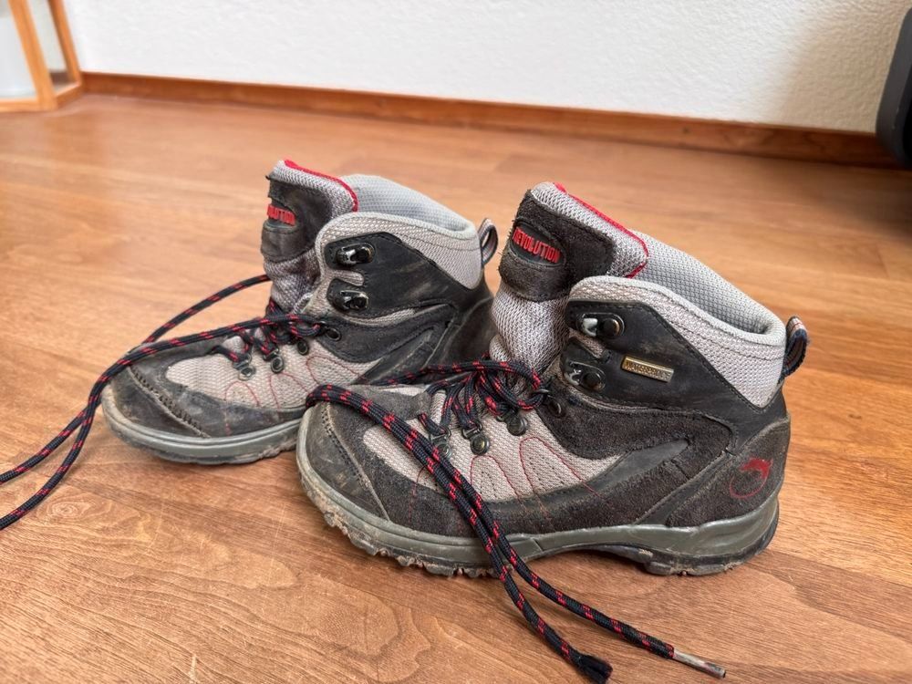 Scarpe per ragazzi: Trekkingschuhe,Trevolution,  Grösse 32 – Usato da Gurtnellen venduto da AlexandraB51 2