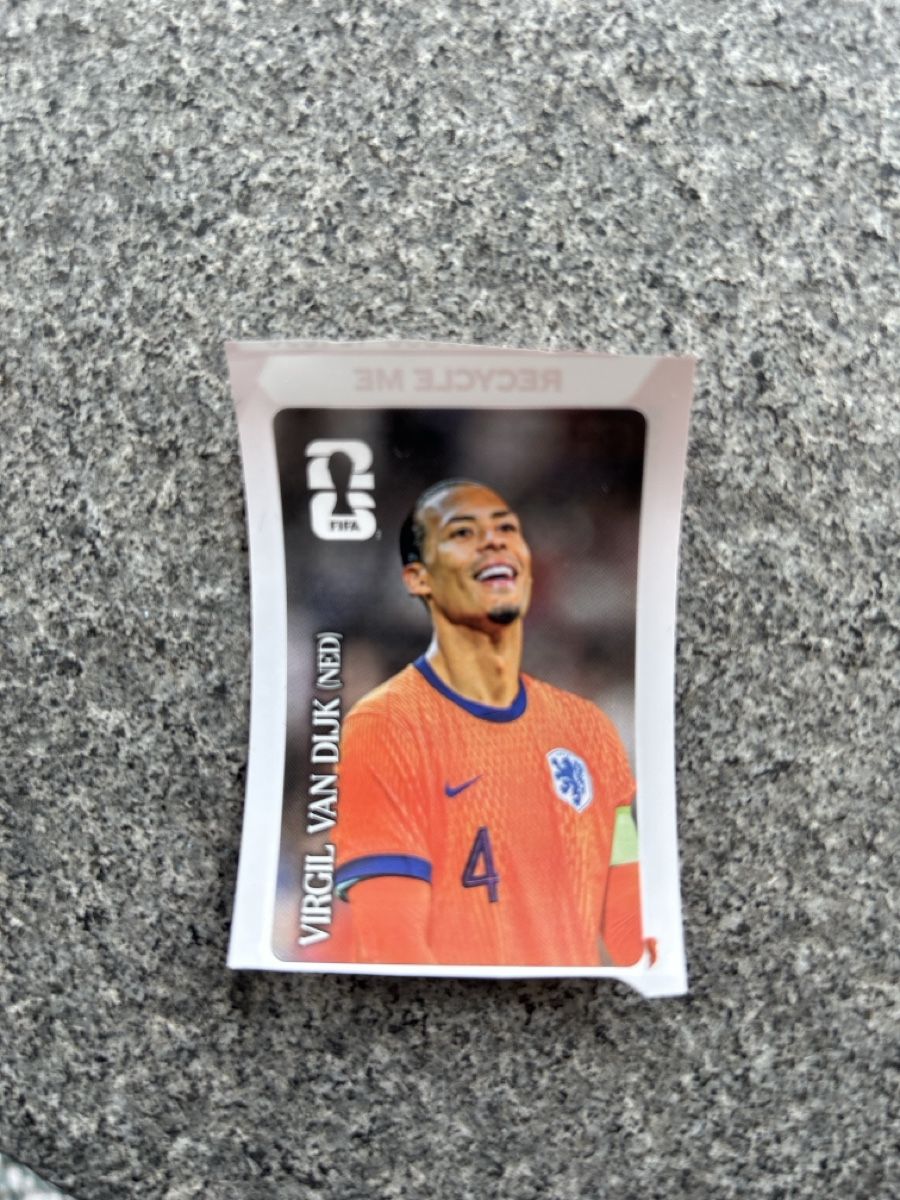 Panini Carte collezionabili: Panini coca lot 5 dont : Martinez, Van Dijk, Salib – Nuovo (secondo la descrizione) da Orsières venduto da Maevalais 4