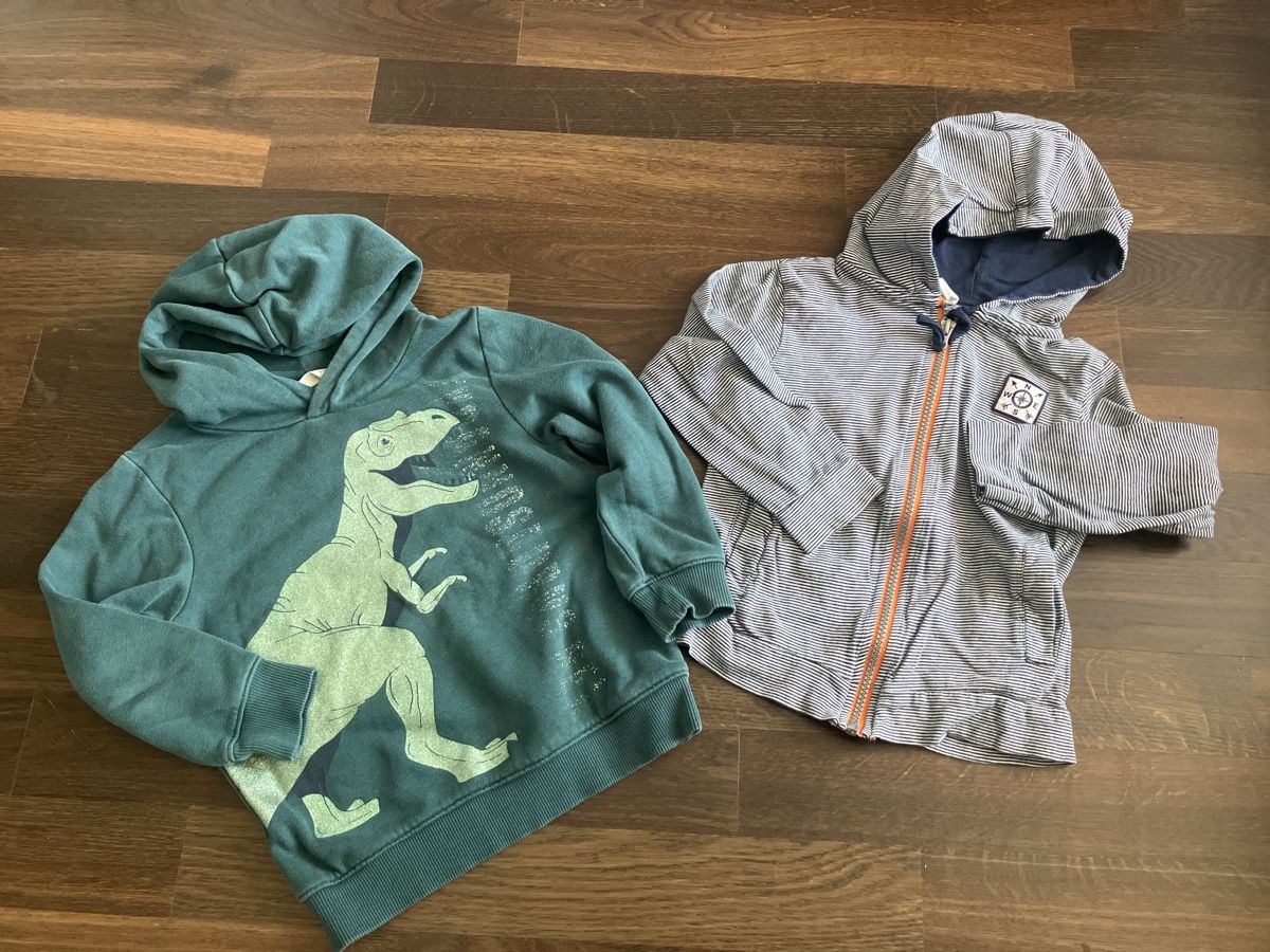 Maglioni & Felpe: 2 Hoodies - Size 98/104 – Usato da Adliswil venduto da gac_7kqc