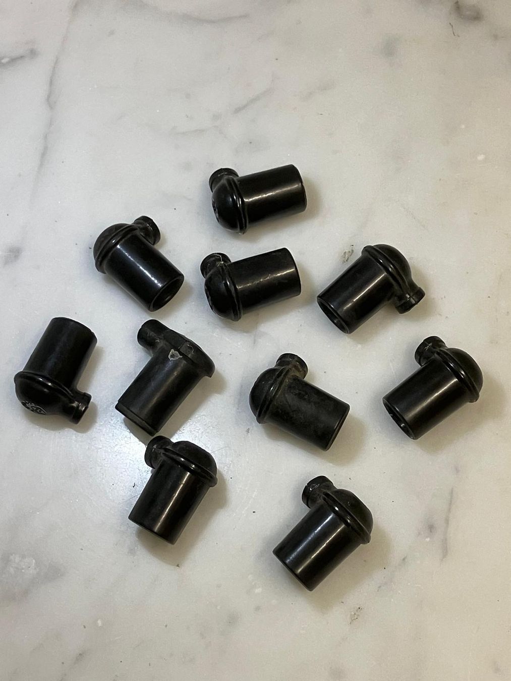 Mofa-Ersatzteile: Bakelit Kerzenstecker, Made in Germany, Oldtimer – Gebraucht aus Regensdorf von 7ws8