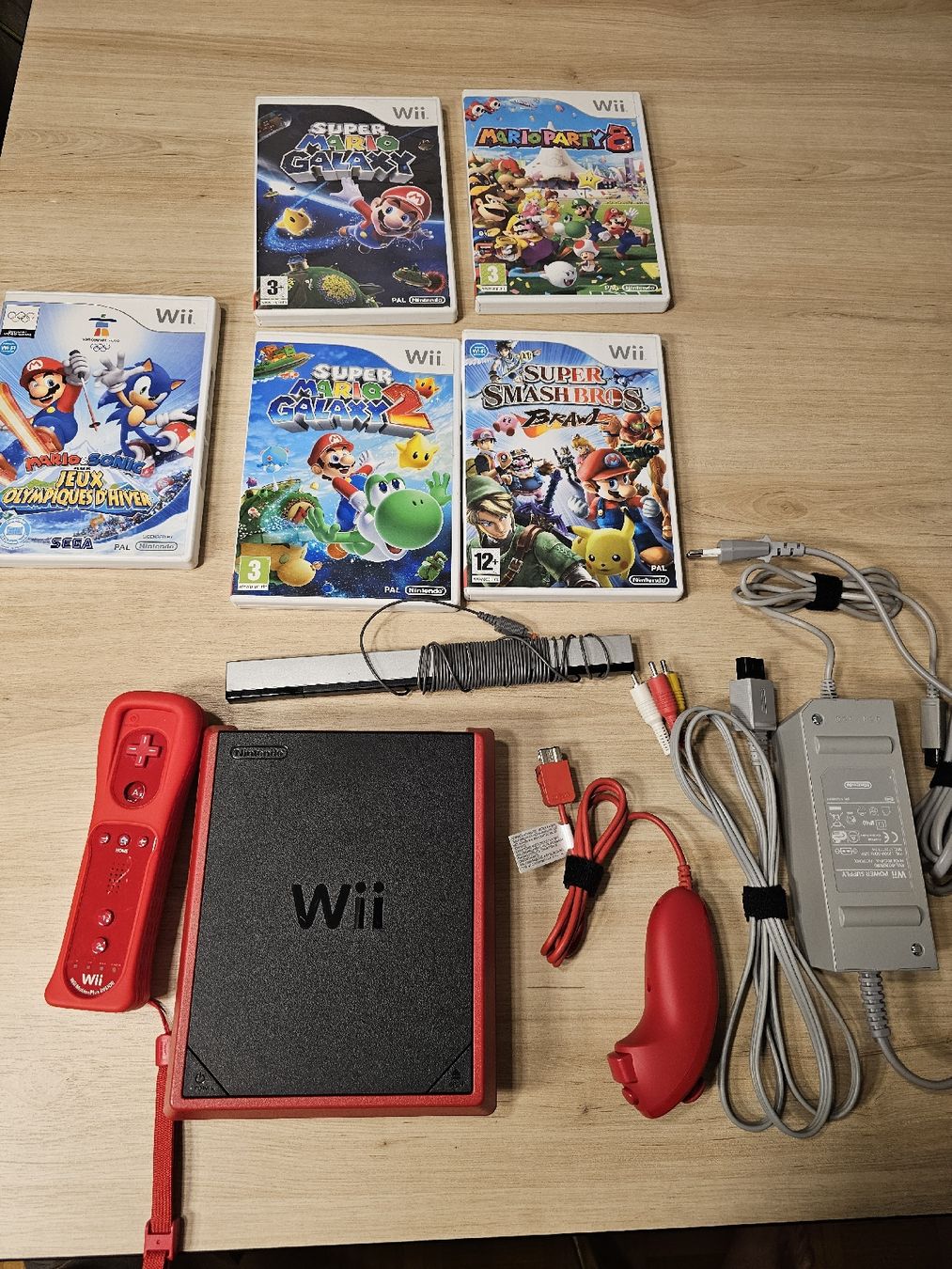 Nintendo Console: nintendo wii avec jeux – Usato da Thônex venduto da ser_9hhk