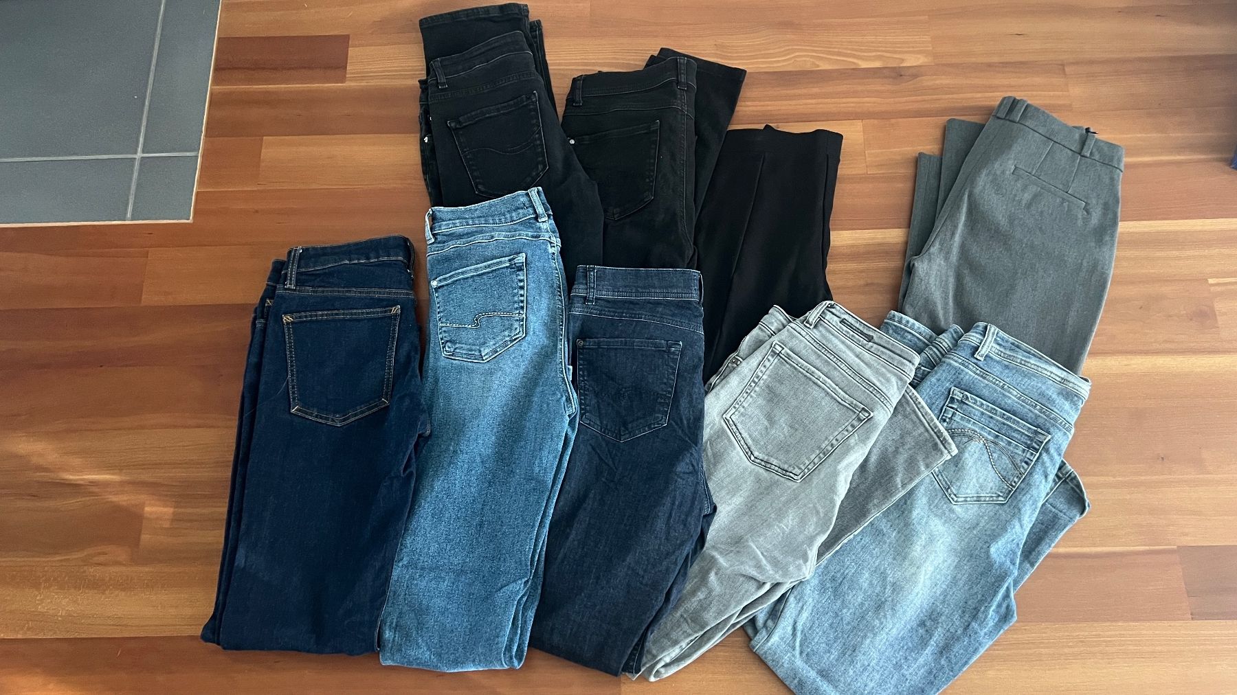 Lotti di vestiti: 9 Hosen diverse Labels – Usato da Cham venduto da Guterprei1