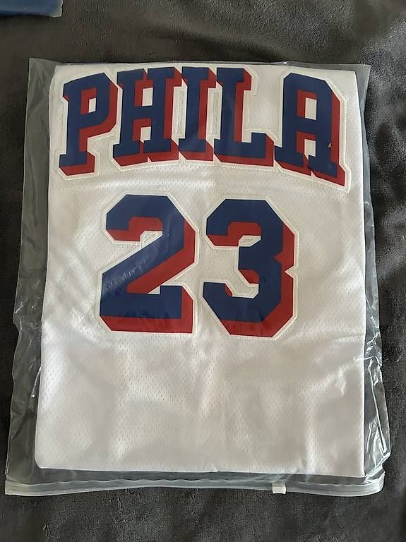 Leibchen & Hosen: Phila 76ers #23 James Jersey – Neu und originalverpackt aus Effretikon von PrimeTimeB 2