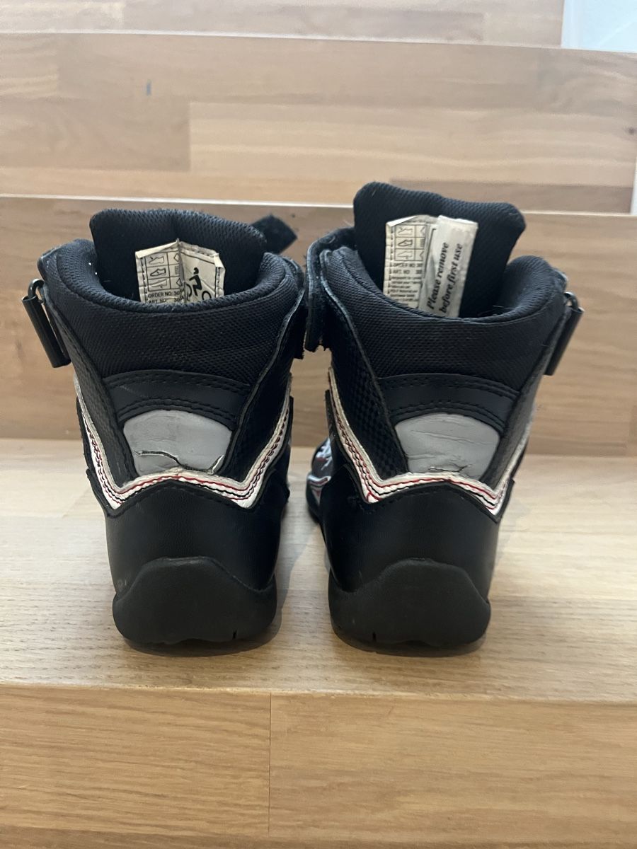 FLM Scarpe da donna: FLM Motorrad Schuhe Gr. 36 – Usato da Oftringen venduto da zoe._kocara 3