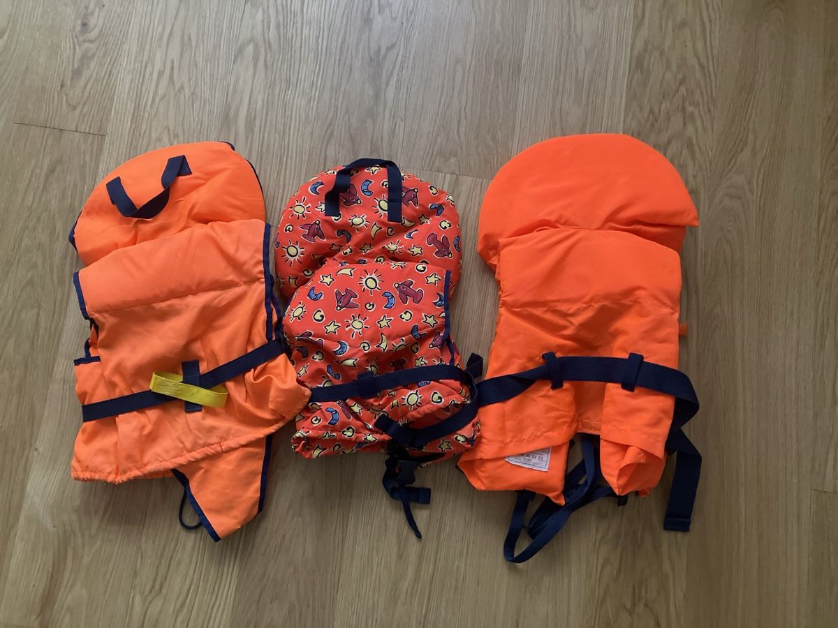 Gilets de sauvetage: Kinder Schwimmwesten – D'occasion à Langnau am Albis par Dom72 4