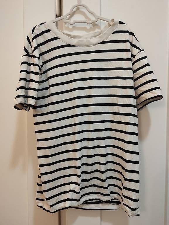 T-Shirts: 6 Shirts Grösse XS/S – Gebraucht aus Bern von BoogiewoogieX 2