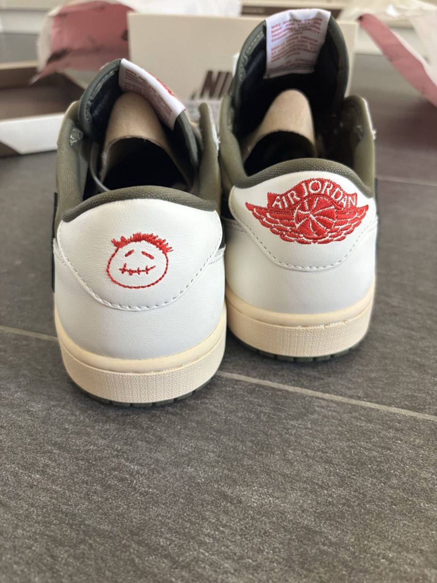 Scarpe da uomo: Jordan 1 Retro Low OG SP Travis Scott Medium Olive – Nuovo e nell'imballaggio originale da Ins venduto da sel_6vqj 4