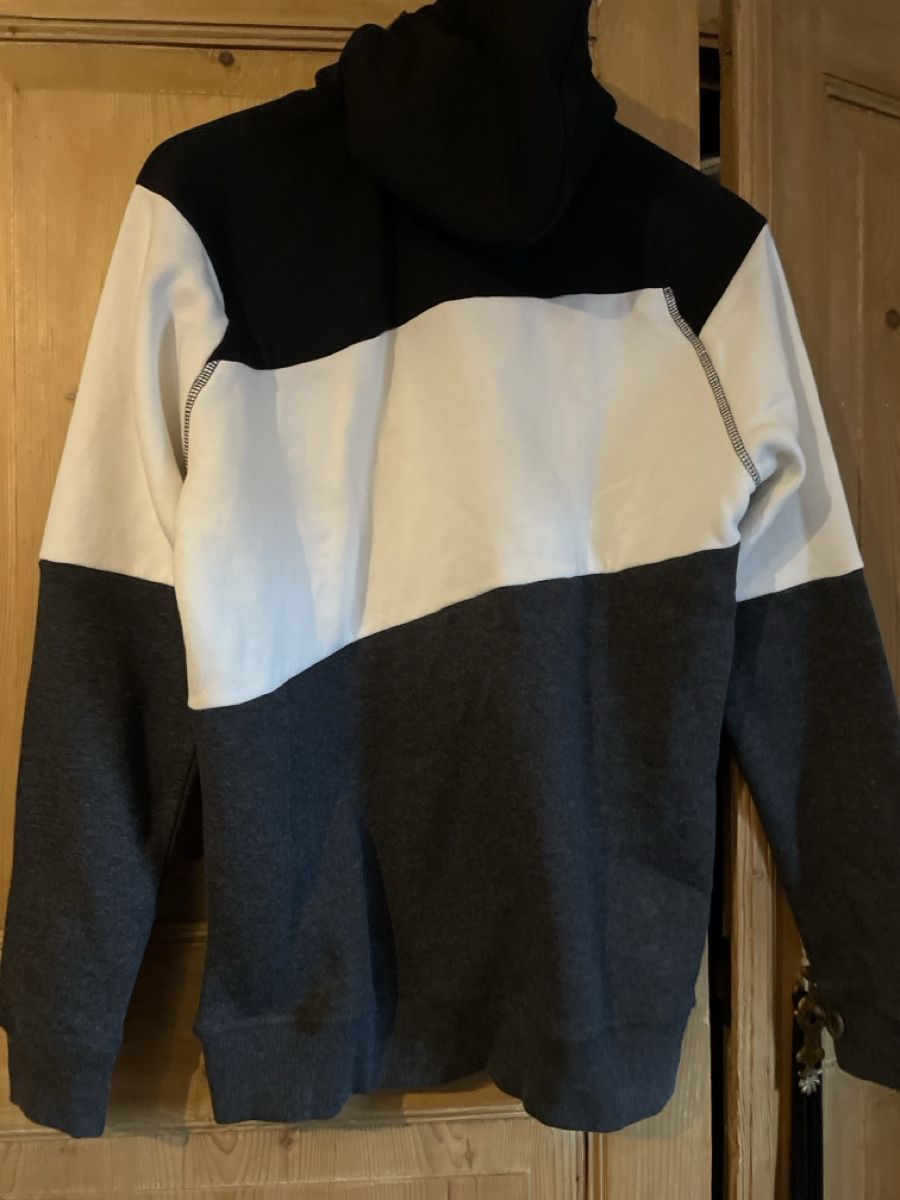 Pulls & Sweat-shirts: Pullover – Neuf avec emballage d'origine à Benken ZH par stefiz 3
