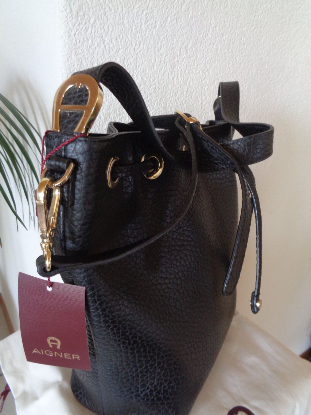 Aigner Borse da donna: Etienne Aigner München Tasche NEU – Nuovo (secondo la descrizione) da Frauenkappelen venduto da sodadi01