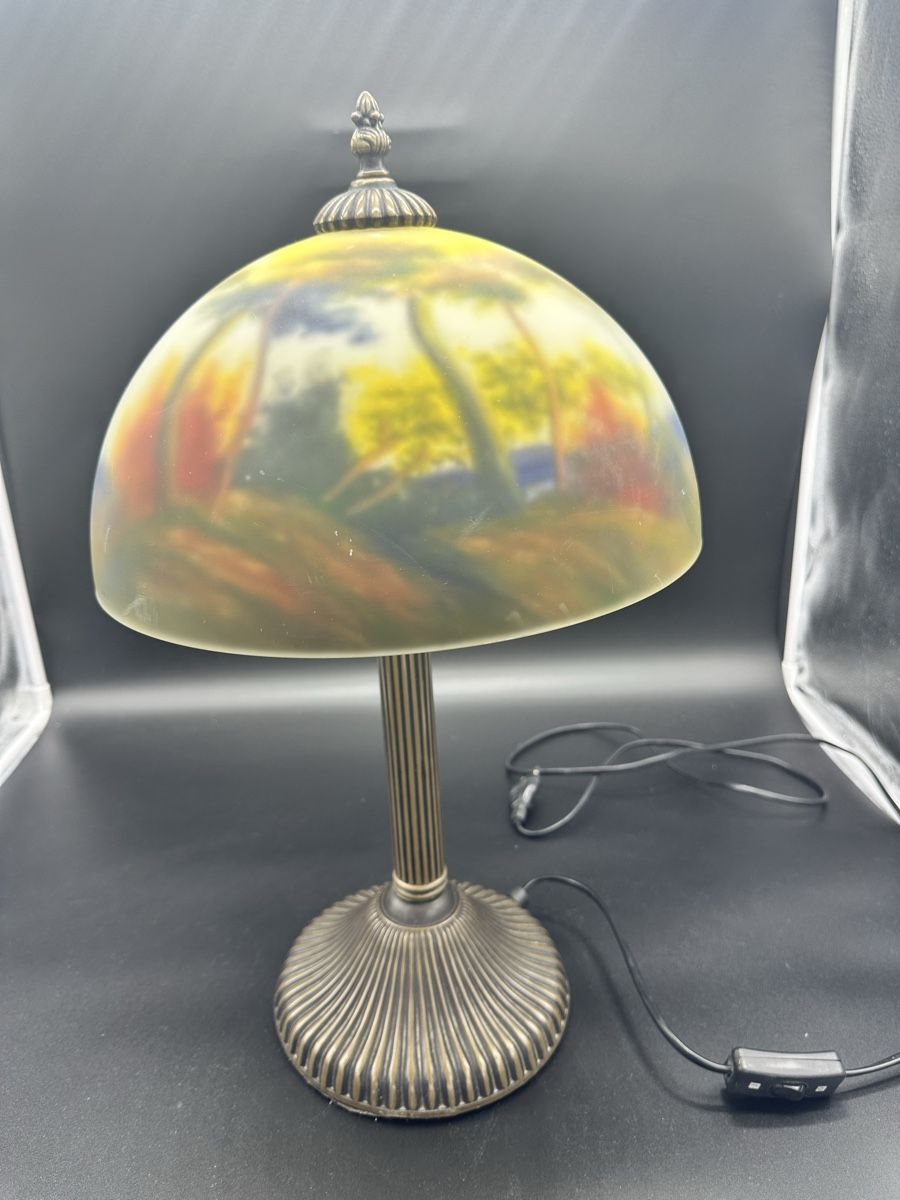 Lampade: Vintage Reverse Painted Glass Table Lamp – Usato da Villmergen venduto da JacRon 8