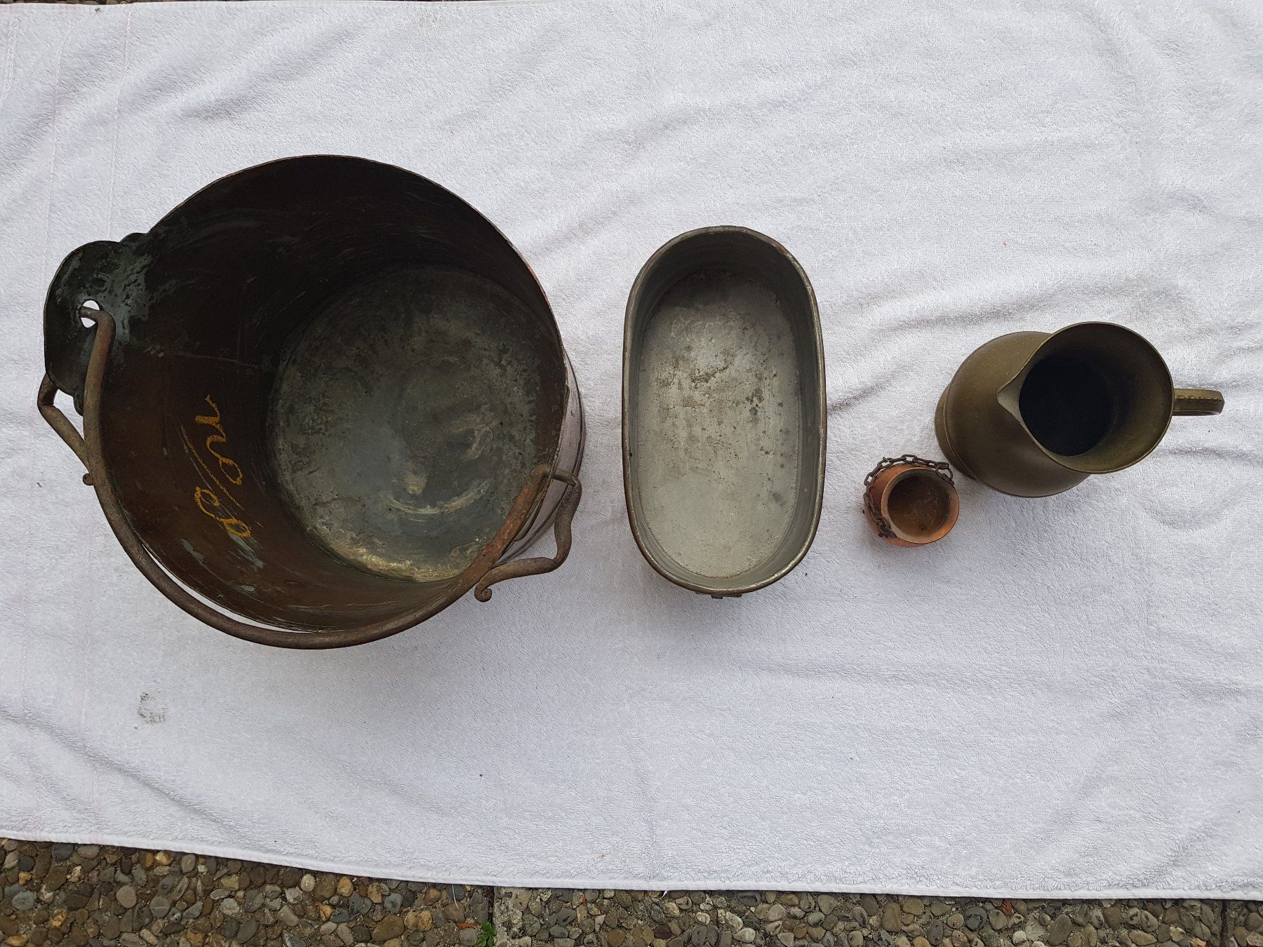 Caraffe: Kanne Gefäss ev. Kupfer Messing? – Usato da Pieterlen venduto da Dyui 1