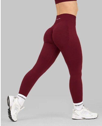 Leggings: THRIVIN/Elevate Ribbed Contour Leggings | Fine Wine Gr M – Usato da Baar venduto da BlackCat_13