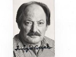 Autogrammkarte von Schauspieler Inigo Gallo † 15. Dez. 2000